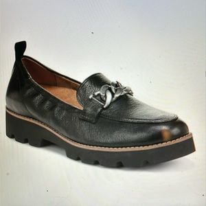 Women’s Vionic Cynthia Loafer — 9.5 M